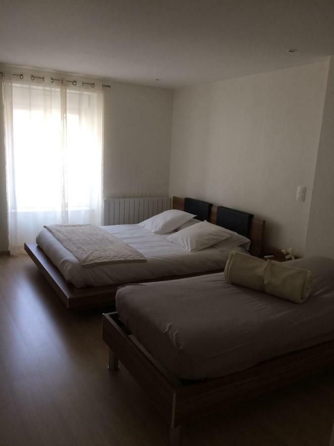 Chambres D'Hotes Karine Smej Châtillon-sur-Marne Екстериор снимка