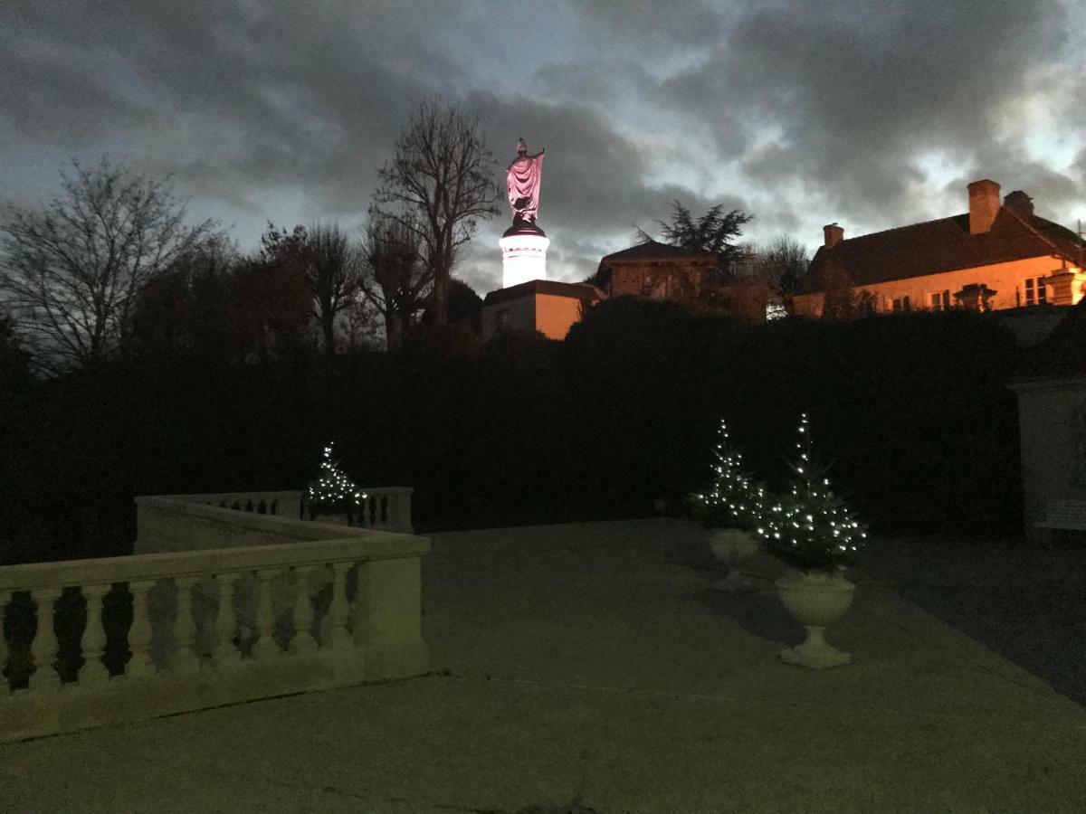 Chambres D'Hotes Karine Smej Châtillon-sur-Marne Екстериор снимка
